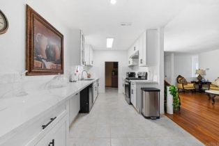 Single Family Residence, 13808 Pomerado rd, Poway, CA 92064 - 10