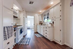 , 1120 Mission Road, Fallbrook, CA 92028 - 4