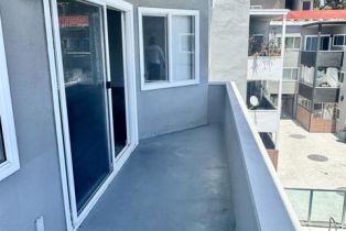 Apartment, 7224 Hillside ave, Hollywood , CA 90046 - 5