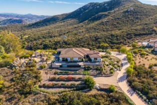 Single Family Residence, 13495 Del Poniente rd, Poway, CA 92064 - 55