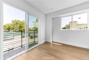 Townhouse, 4455 Colfax ave, Studio City, CA 91602 - 13