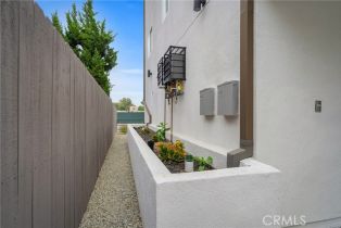 Townhouse, 4453 Colfax ave, Studio City, CA 91602 - 36