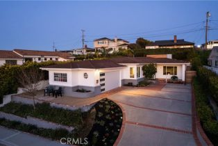 Single Family Residence, 410 Via Mesa Grande, Redondo Beach, CA 90277 - 38
