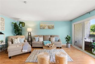 Condominium, 810 Camino Real, Redondo Beach, CA 90277 - 4