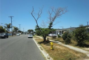 Single Family Residence, 1907 154th pl, Gardena, CA 90249 - 5