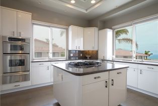 Single Family Residence, 2637 Via Olivera, Palos Verdes Estates, CA 90274 - 17