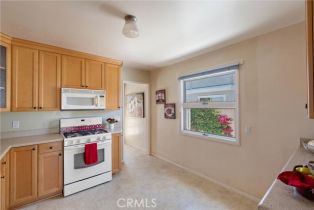 Single Family Residence, 2012 Perry ave, Redondo Beach, CA 90278 - 9
