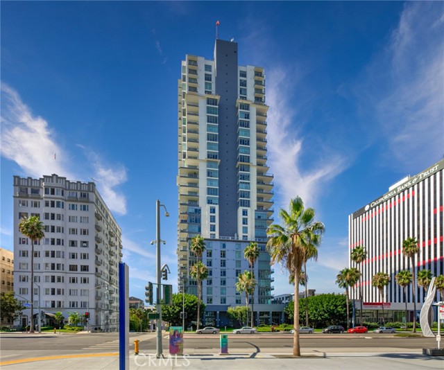 Condominium, 411 Seaside way, Long Beach, CA 90802 - 1