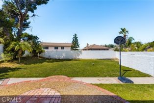 Single Family Residence, 1057 Pegasus st, Anaheim Hills, CA 92807 - 40