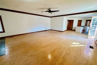 Single Family Residence, 3821 Elm ave, Long Beach, CA 90807 - 10