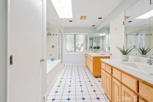 Single Family Residence, 748 Haverford ave, Pacific Palisades, CA 90272 - 22