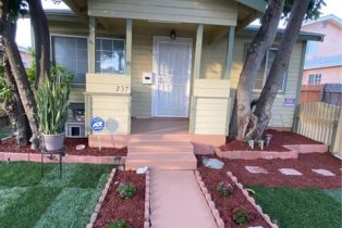 Single Family Residence, 237  E 56th ST, Long Beach, CA  Long Beach, CA 90805