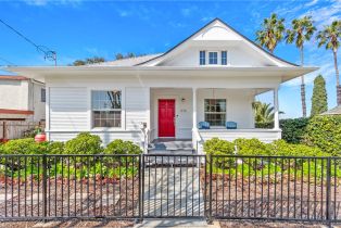 Single Family Residence, 976 Loma Vista Drive, Long Beach, CA  Long Beach, CA 90813