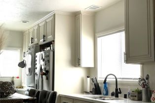 Single Family Residence, 1061 South st, Long Beach, CA 90805 - 6