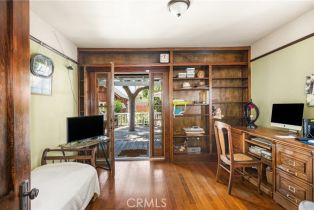 Single Family Residence, 280 Cleveland st, Orange, CA 92866 - 21