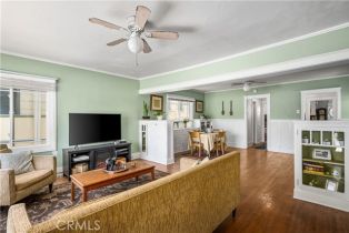 Condominium, 218 9th st, Long Beach, CA 90813 - 9