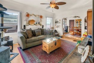 Single Family Residence, 2709 Gale ave, Long Beach, CA 90810 - 4