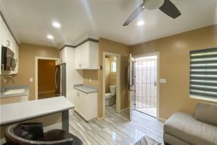 Single Family Residence, 7090 Atlantic pl, Long Beach, CA 90805 - 6