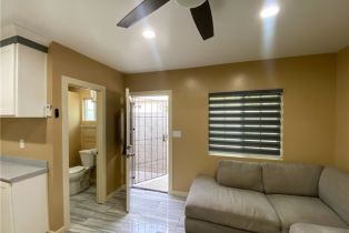 Single Family Residence, 7090 Atlantic pl, Long Beach, CA 90805 - 7