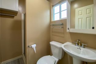 Single Family Residence, 7090 Atlantic pl, Long Beach, CA 90805 - 9