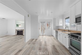 Single Family Residence, 16242 Hawaii ln, Huntington Beach, CA 92649 - 10