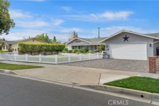 Single Family Residence, 1750 Lincoln st, Orange, CA 92865 - 3