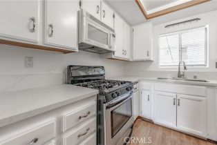 Condominium, 955 3rd st, Long Beach, CA 90802 - 2