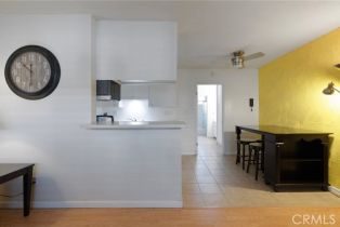 Condominium, 360 Gladys ave, Long Beach, CA 90814 - 8