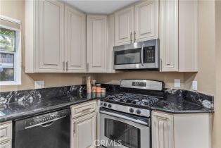 Condominium, 801 Pine ave, Long Beach, CA 90813 - 11