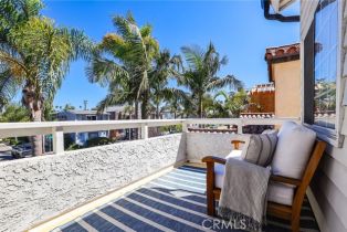 Single Family Residence, 205 4th street, Seal Beach, CA 90740 - 30