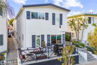 Residential Income, 217 10th ST, Seal Beach, CA  Seal Beach, CA 90740