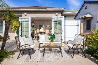 Single Family Residence, 221 Central ave, Seal Beach, CA 90740 - 3