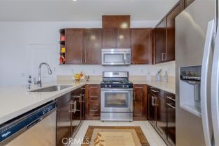 Condominium, 698 Americana dr, Fullerton, CA 92832 - 10