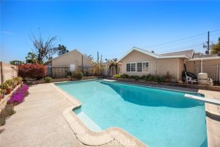 Single Family Residence, 17841 Collins ave, Villa Park, CA 92861 - 49