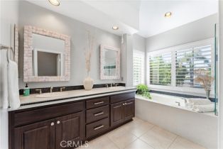 Single Family Residence, 12475 WOODHALL way, Tustin, CA 92782 - 33