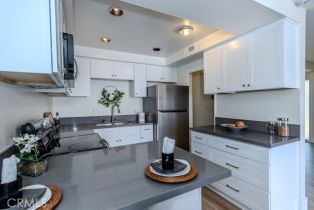 Condominium, 1881 Mitchell ave, Tustin, CA 92780 - 12