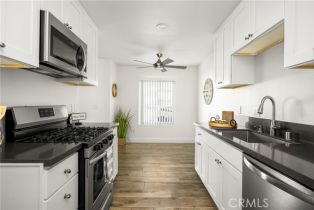 Condominium, 700 La Veta ave, Orange, CA 92868 - 12