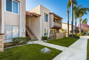 Condominium, 700  W La Veta AVE, Orange, CA  Orange, CA 92868