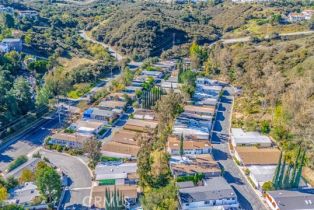 , 23777 Mulholland hwy, Calabasas, CA 91302 - 7