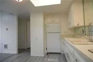Condominium, 13930 Church pl, Seal Beach, CA 90740 - 11