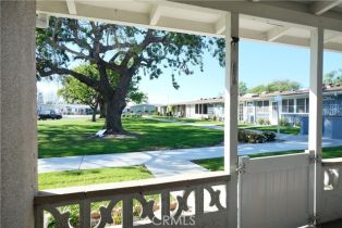 Condominium, 13930 Church pl, Seal Beach, CA 90740 - 4