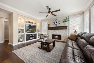 Single Family Residence, 1067 Matthew way, Anaheim Hills, CA 92808 - 10