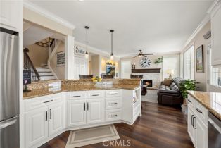 Single Family Residence, 1067 Matthew way, Anaheim Hills, CA 92808 - 16