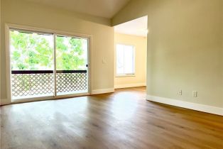 Condominium, 700 W La Veta #A4, Orange, CA 92868 - 5