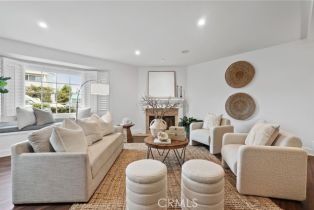 Single Family Residence, 212 2nd st, Seal Beach, CA 90740 - 4