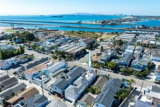 Single Family Residence, 212 2nd st, Seal Beach, CA 90740 - 44