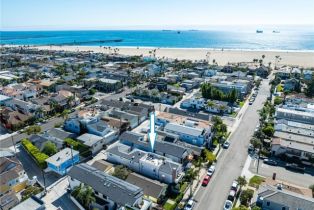 Single Family Residence, 212 2nd st, Seal Beach, CA 90740 - 46