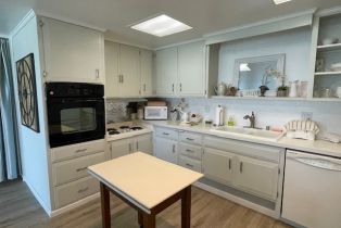 Condominium, 13721 El Dorado dr, Seal Beach, CA 90740 - 13