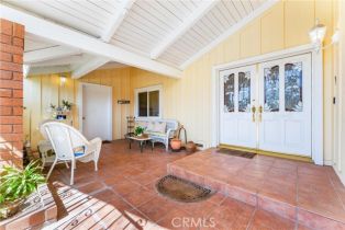 Single Family Residence, 18231 Sharon ln, Villa Park, CA 92861 - 2