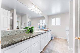 Single Family Residence, 18231 Sharon ln, Villa Park, CA 92861 - 28